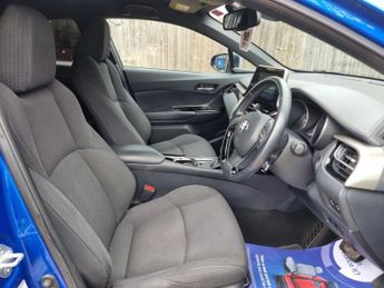 TOYOTA C-HR 1.8 VVT-h Design SUV 5dr Petrol Hybrid CVT Euro 6 (s/s) (122 ps)