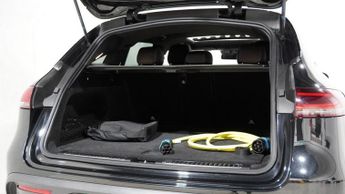 MERCEDES-BENZ EQC EQC 400 80kWh AMG Line (Premium Plus) SUV 5dr Electric Auto 4MAT