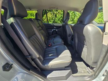 VOLVO XC90 2.4 D5 SE Lux SUV 5dr Diesel Geartronic 4WD Euro 5 (200 ps)