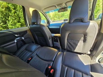 VOLVO XC90 2.4 D5 SE Lux SUV 5dr Diesel Geartronic 4WD Euro 5 (200 ps)