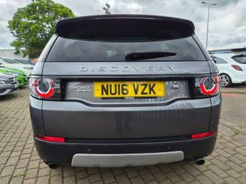 LAND ROVER DISCOVERY SPORT 2.0 TD4 HSE SUV 5dr Diesel Auto 4WD Euro 6 (s/s) (180 ps)