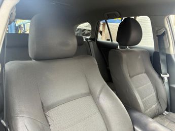 TOYOTA AVENSIS 2.0 D-4D TR Tourer 5dr Diesel Manual Euro 5 (126 ps)