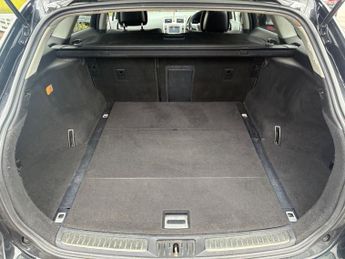 TOYOTA AVENSIS 2.0 D-4D TR Tourer 5dr Diesel Manual Euro 5 (126 ps)