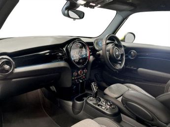 MINI Electric Hatch Cooper SE 32.6kWh Level 2 Hatchback 3dr Electric Auto (184 ps)