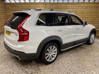 VOLVO XC90 2.0 D5 Momentum SUV 5dr Diesel Geartronic 4WD Euro 6 (s/s) (225 