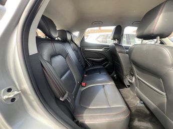 MG MG ZS 1.0 T-GDI Exclusive Auto Euro 6 5dr