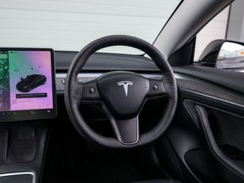 TESLA Model 3 (Dual Motor) Long Range Saloon 4dr Electric Auto 4WDE (346 ps)