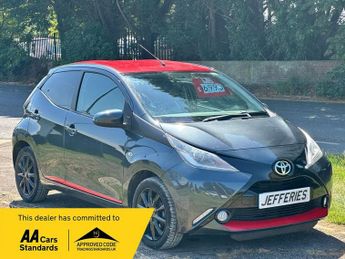 Toyota AYGO 1.0 VVT-i x-press Hatchback 5dr Petrol Manual Euro 6 (68 ps)