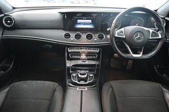 MERCEDES-BENZ E CLASS 2.0 E220d AMG Line (Premium) Saloon 4dr Diesel G-Tronic+ 4MATIC 