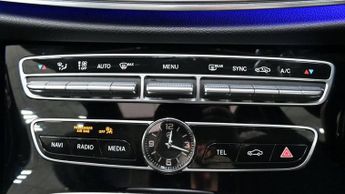 MERCEDES-BENZ E CLASS 2.0 E220d AMG Line (Premium) Saloon 4dr Diesel G-Tronic+ 4MATIC 
