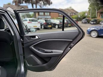 HYUNDAI I20 1.0 T-GDi SE Hatchback 5dr Petrol DCT Euro 6 (s/s) (100 ps)