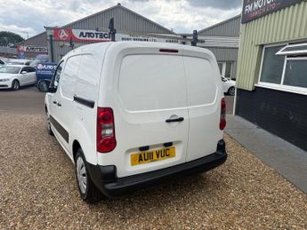 CITROEN BERLINGO 1.6 HDi 625 LX Panel Van 5dr Diesel Manual L1 (147 g/km, 75 bhp)