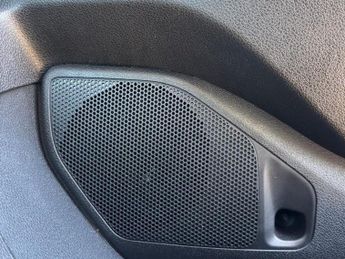 VAUXHALL Vivaro Life Electric 50kWh Ultimate MPV 5dr Electric Auto LWB (8 Seat, 7.4kW Charger)