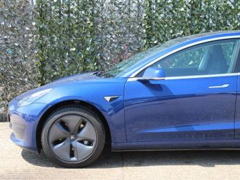 TESLA Model 3 Standard Range Plus Saloon 4dr Electric Auto RWD (241 bhp)