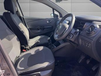 RENAULT CAPTUR 0.9 TCe ENERGY Dynamique Nav SUV 5dr Petrol Manual Euro 6 (s/s) 
