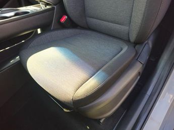 HYUNDAI KONA 64kWh Premium SUV 5dr Electric Auto (10.5kW Charger) (204 ps)