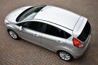 FORD FIESTA 1.0T TITANIUM 5 DOOR POWERSHIFT AUTO 99 BHP (EURO 6)