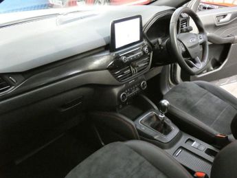 FORD KUGA 1.5T EcoBoost ST-Line X Edition SUV 5dr Petrol Manual Euro 6 (s/