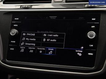 VOLKSWAGEN TIGUAN 2.0 TDI Life SUV 5dr Diesel DSG Euro 6 (s/s) (150 ps)