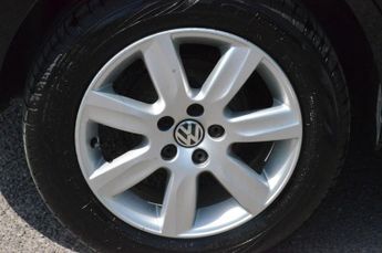 VOLKSWAGEN POLO 1.4 SE Hatchback 5dr Petrol DSG Euro 5 (85 ps)