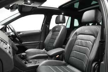VOLKSWAGEN TIGUAN 1.5 TSI EVO R-Line Tech SUV 5dr Petrol DSG Euro 6 (s/s) (150 ps)