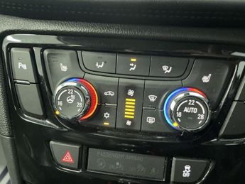 VAUXHALL MOKKA X 1.4i Turbo Elite Nav SUV 5dr Petrol Auto Euro 6 (140 ps) - AA IN