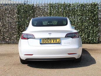 TESLA Model 3 (Dual Motor) Long Range Saloon 4dr Electric Auto 4WDE (346 ps)