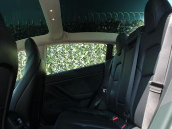 TESLA Model 3 (Dual Motor) Long Range Saloon 4dr Electric Auto 4WDE (346 ps)