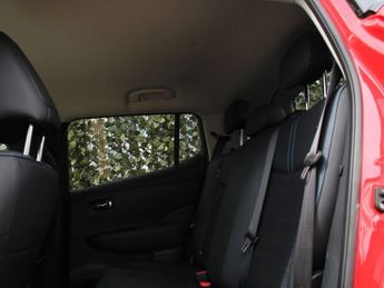 NISSAN LEAF 59kWh e+ N-Connecta Hatchback 5dr Electric Auto (217 ps)