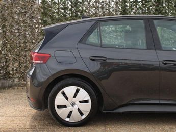 VOLKSWAGEN ID.3 Pro Performance 58kWh Life Hatchback 5dr Electric Auto (204 ps)