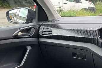VOLKSWAGEN T-CROSS 1.5 TSI EVO SEL SUV 5dr Petrol DSG Euro 6 (s/s) (150 ps) Front /