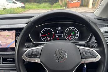 VOLKSWAGEN T-CROSS 1.5 TSI EVO SEL SUV 5dr Petrol DSG Euro 6 (s/s) (150 ps) Front /