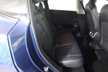 TESLA MODEL Y (Dual Motor) Performance Auto 4WDE 5dr
