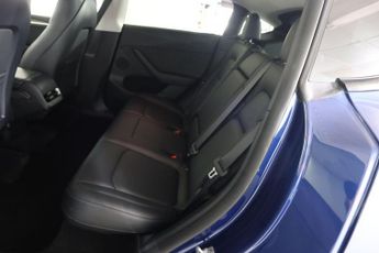 TESLA MODEL Y (Dual Motor) Performance Auto 4WDE 5dr