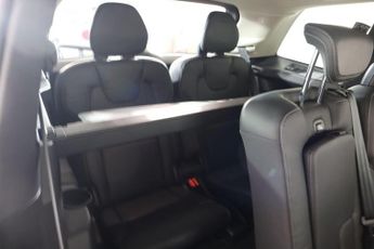 VOLVO XC90 2.0 B6 MHEV Ultimate Dark Auto 4WD Euro 6 (s/s) 5dr