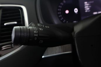 VOLVO XC90 2.0 B6 MHEV Ultimate Dark Auto 4WD Euro 6 (s/s) 5dr