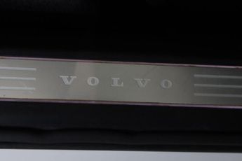 VOLVO XC90 2.0 B6 MHEV Ultimate Dark Auto 4WD Euro 6 (s/s) 5dr