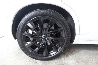 VOLVO XC90 2.0 B6 MHEV Ultimate Dark Auto 4WD Euro 6 (s/s) 5dr