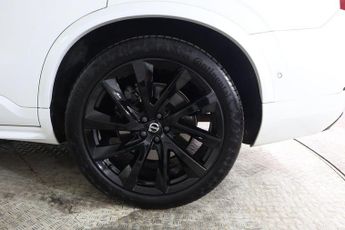 VOLVO XC90 2.0 B6 MHEV Ultimate Dark Auto 4WD Euro 6 (s/s) 5dr