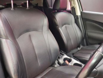 NISSAN JUKE 1.6 Tekna SUV 5dr Petrol Manual Euro 5 (s/s) (117 ps)