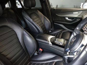 MERCEDES-BENZ EQC EQC 400 80kWh AMG Line SUV 5dr Electric Auto 4MATIC (408 ps)