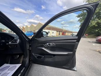 BMW 3 SERIES 2.0 330e 12kWh M Sport Touring 5dr Petrol Plug-in Hybrid Auto Eu