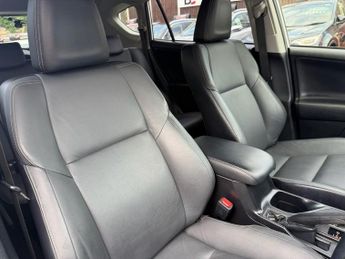 TOYOTA RAV4 2.0 V-Matic Invincible SUV 5dr Petrol Multidrive S 4WD Auto Euro
