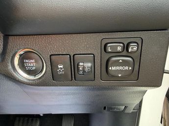TOYOTA RAV4 2.0 V-Matic Invincible SUV 5dr Petrol Multidrive S 4WD Auto Euro