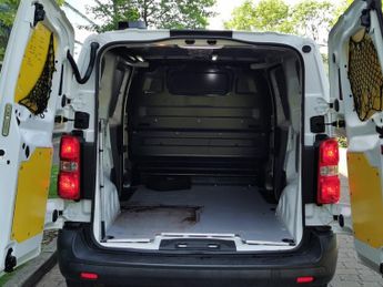 VAUXHALL Vivaro Electric 3100 75kWh Dynamic Panel Van 6dr Electric Auto L1 H1 (7.4kW Char