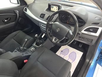 RENAULT MEGANE 1.5 dCi ENERGY Dynamique TomTom Sport Tourer 5dr Diesel Manual E