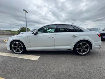 AUDI A4 2.0 TFSI 35 Black Edition Saloon 4dr Petrol S Tronic Euro 6 (s/s