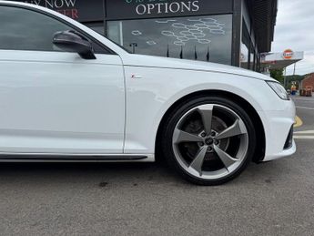 AUDI A4 2.0 TFSI 35 Black Edition Saloon 4dr Petrol S Tronic Euro 6 (s/s