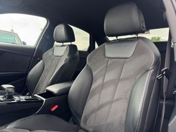 AUDI A4 2.0 TFSI 35 Black Edition Saloon 4dr Petrol S Tronic Euro 6 (s/s