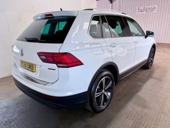 VOLKSWAGEN TIGUAN 1.4 TSI SE Navigation SUV 5dr Petrol DSG 4Motion Euro 6 (s/s) (1